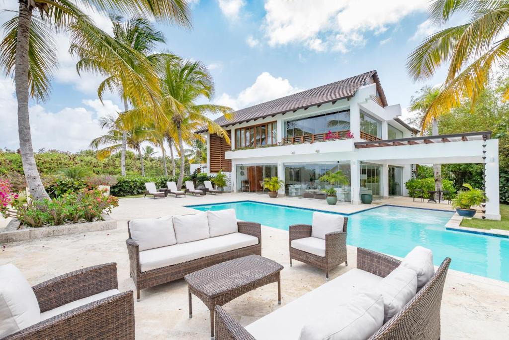 Punta Cana Villa | Private Luxury Villa with Staff & Pool