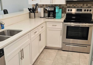 Beachside Gulf front 3BR,2BA condo in Indian Shores, FL Spectacular Sunsets! in Indian Shores
