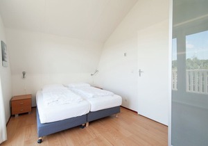 Cozy holiday home with a spacious garden, 1.2km from the sea in Noordwijk