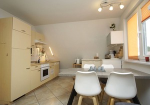 Modern apartment no. 3 with balcony, sauna in the house, garden - Ferienwohnungen am Wald in Glowe auf Rügen