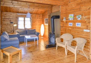 Vacation and relaxation in nature in your cozy wooden house in the vacation park Lauterdörfle. in Hayingen