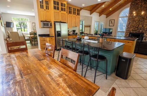 Michigan City House | Beachwalk Resort home w/5 Suites, Fire Pit