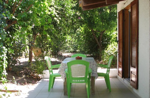 Kakovatos House | Calm located, amid an olive grove, close to the beach, wifi | holiday house Ilia