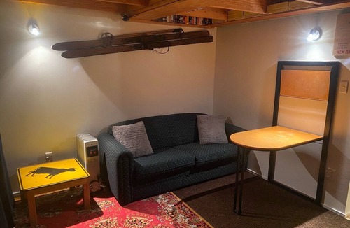 Ohakune Ski Chalet | Cosy Couple Getaway with Mountain View