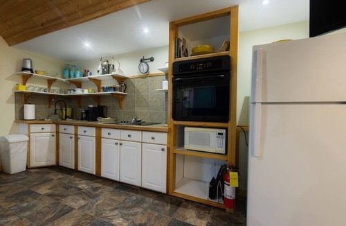 Rocky Harbour House | Cuddy Cabin - Studio Apartment