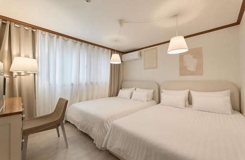 Seongnae-dong Apartment | Hej hi home#Lotte World Jamsil#Lotte Tower,#KSPO Dome#JYP#COEX#Asan Medical Center#Song-Su