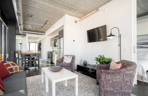 Downtown Winnipeg Condo | Spacious High-Rise Condo | 2 Bed | 2 Bath |