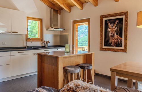 Saas-Fee Ski Chalet | Sunny, stylish and well equipped chalet