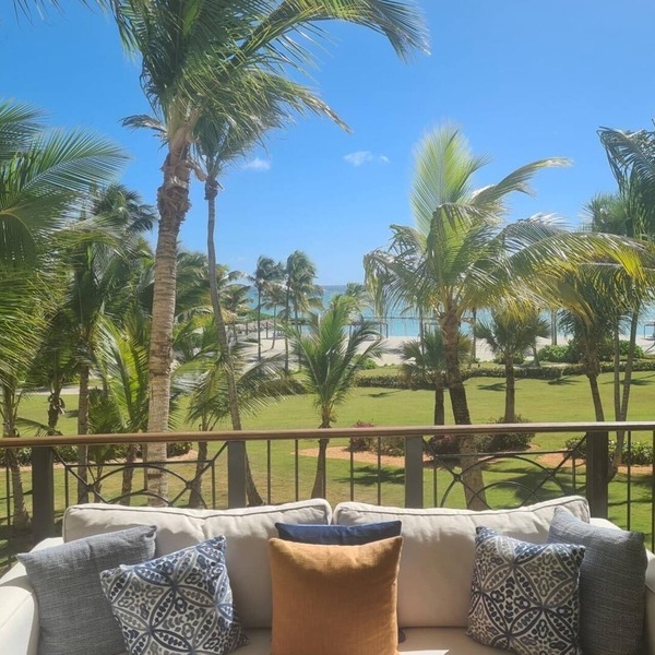 AQM Beachfront Oasis: 3BDR @ Api Beach, Cap Cana! in Punta Cana