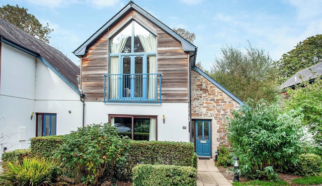 2 bedroom accommodation in Carnon Downs, near Truro in Truro