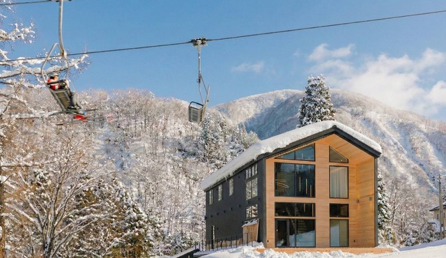 2026 New open! Slope-Front, True Ski-In/Ski-Out Luxury Villa in HAKUBA. in Nagano