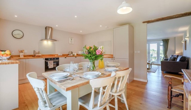 3 Bed in Staplecross (oc-rh1162) in Sedlescombe