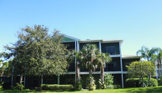 3 Bedroom Bahama Bay Resort Condo - Peaceful Location - Near Disney & Universal in Davenport