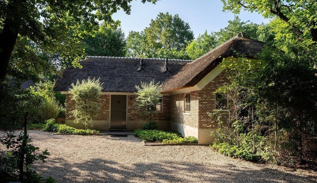 A luxury group accommodation in which you can spend a nice time with your family or group of friends. This large robust house accommodates everyone, has a spacious living room, and has 8 bedrooms and 4 bathrooms. in Ermelo