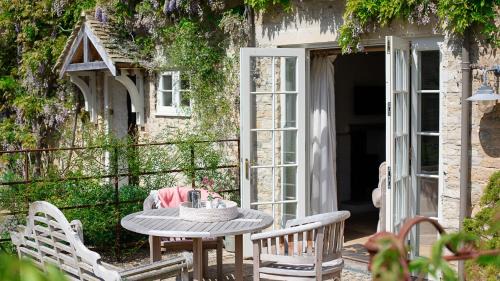 Apple Store Cottage in Charlbury