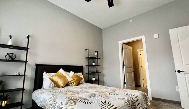 Barsala l Modern 2BD in Duck Island neighborhood! in Cleveland