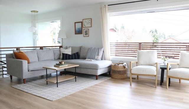 Beautiful ocean view home close to the airport in Normandy Park