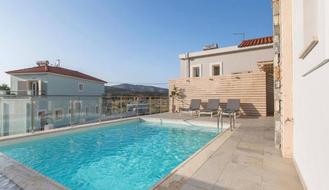 BH869 - C - Villa Samos