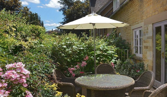 Bruern Cottages - Wychwood (sleeps 4 + 1) in Chipping Norton