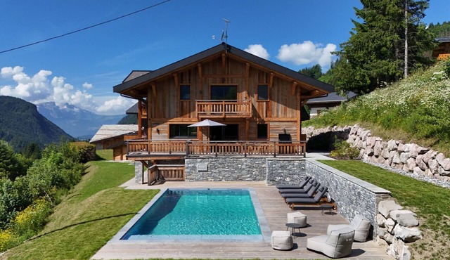 Chalet Caly - 15pers - vue montagne in Les Gets