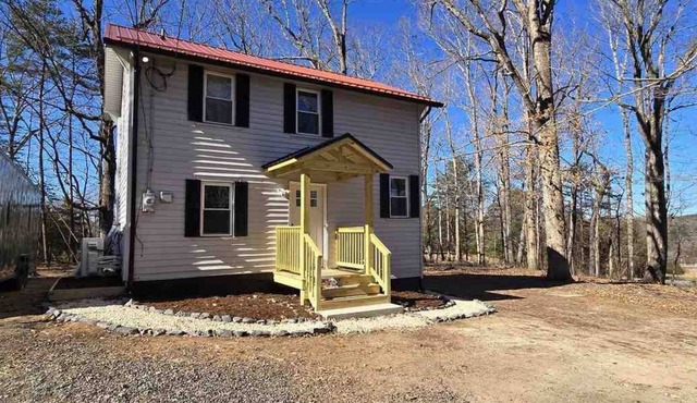 Charming 2-bedroom house in beautiful Chatmoss, VA AKA Martinsville,VA in Martinsville
