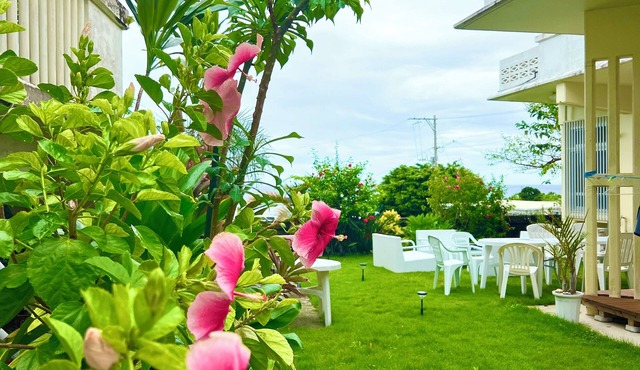 Charming 3-bedroom house with AC and WiFi in serene Okinawa in nakagami