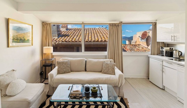 Charming apartment - AC 2BR- 4P - Saint-Tropez in Saint-Tropez
