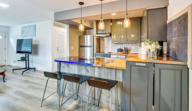 Convenient Glenarden Home - 3 Mi to FedEx Field! in Glenarden