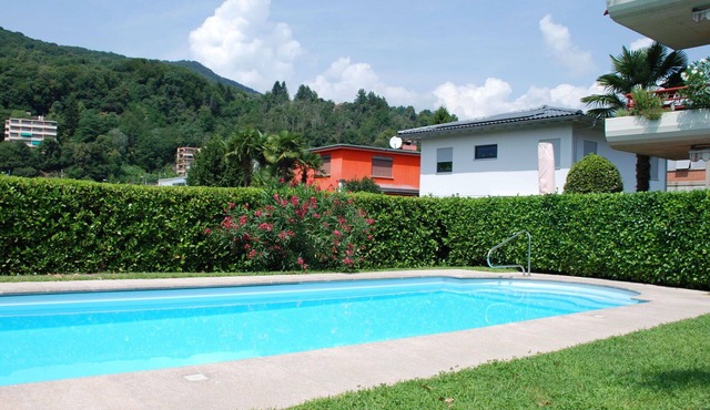 Cosy apartment for 4 people with WIFI, pool, TV, patio and pets allowed in Magliasina