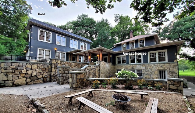 Entire Restored 10 bedroom Hotel! Located on 62 acre resort in Sabetha