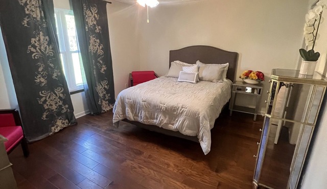 Excellent three bedroom two bath condo close to KU campus in Lawrence