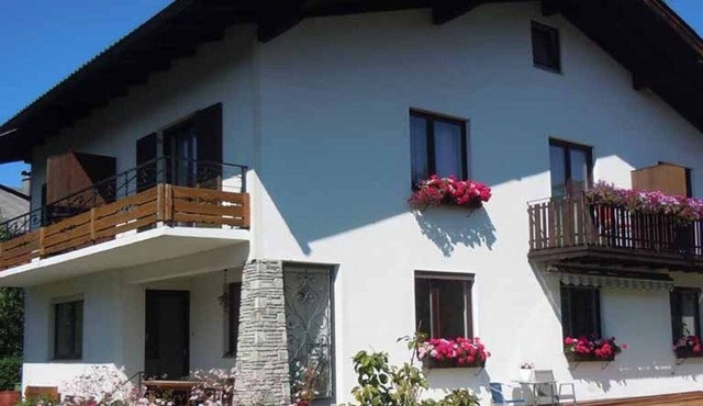 Gatt Bernhard Vacation Rentals - "Abendsonne" Vacation Rental in Weyregg am Attersee