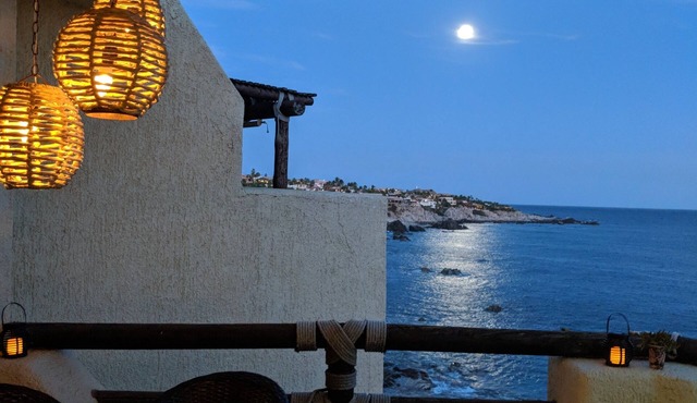 Hear The Waves Oceanfront Penthouse in Cabo San Lucas