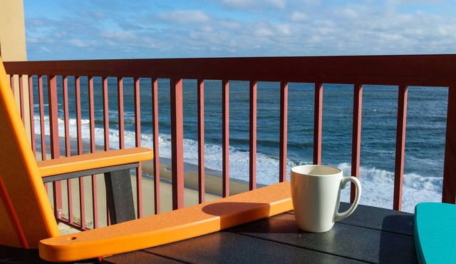Huge Oceanfront Balcony | 3BR | 2 King Rooms | Pool | Perfect spot for families! in Ocean City