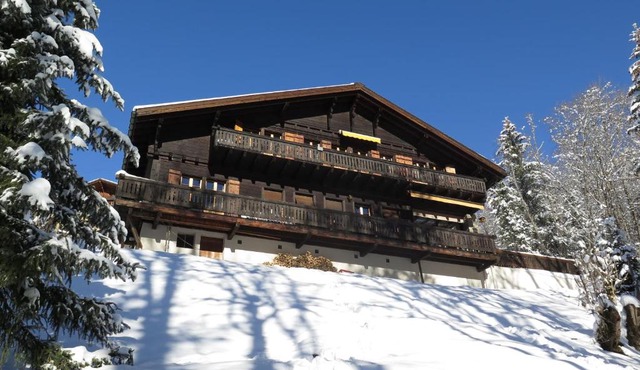 Koluma Mansi in Les Diablerets