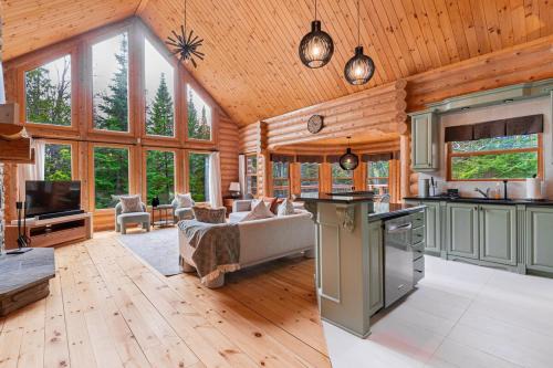Le Cerf 53 Fiddler Lake in Mille-Isles