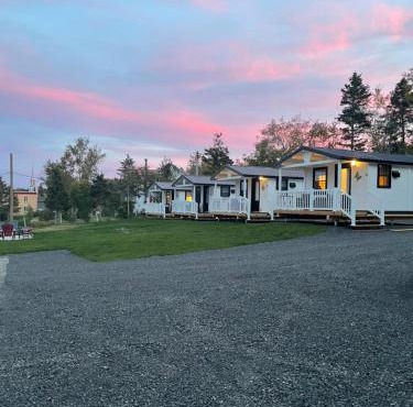 Les chalets de la colline inc in Baie-Sainte-Catherine