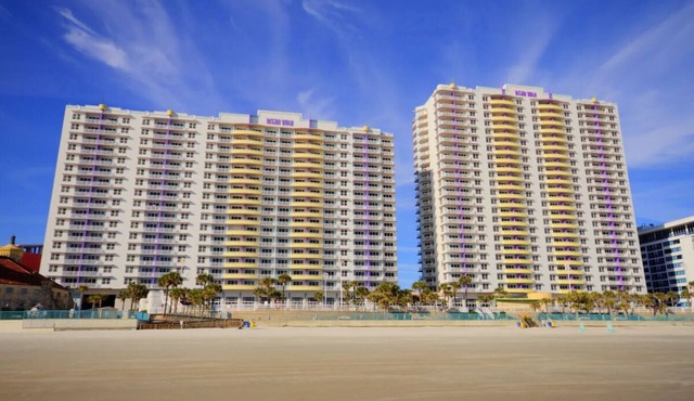 Lovely 1Bed/1Bath Ocean Walk suite in Daytona Beach, FL! in Daytona Beach