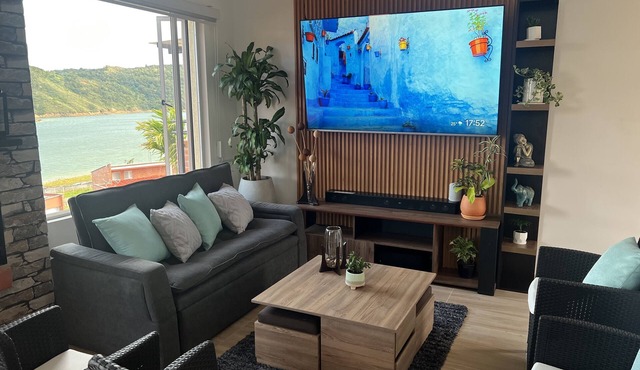 Moderno apartamento con espectacular vista al Lago Calima in Darién