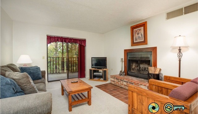 Mountainside Retreat Condo (#2-202) | Ground-level | Quiet & secluded in Basye