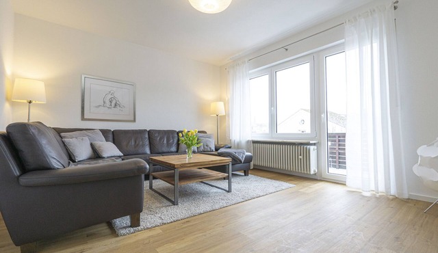 Neu Renovierte Ferienwohnung für bis zu Vier Personen mit Balkon in Beilngries