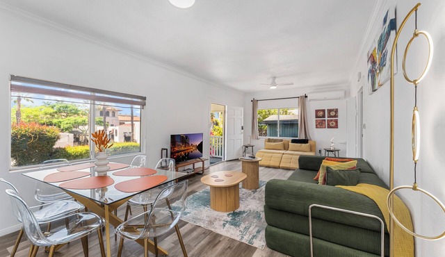 OldTown Retreat w/Big Yard, Axe Throwing & Badminton in San Diego