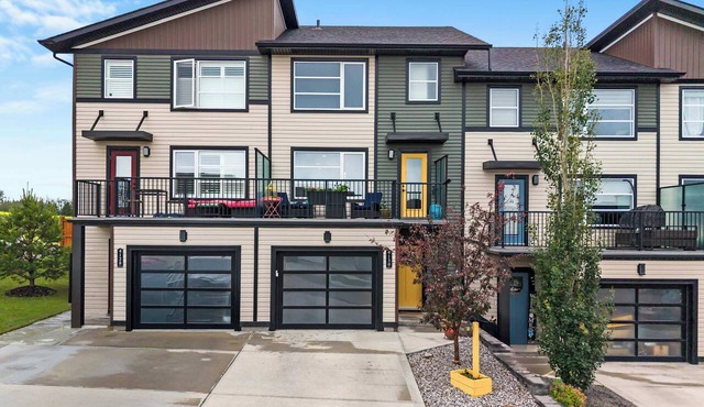 On The Ridge | Sleeps 8 | A/C | Gym Equipment | in Sylvan Lake