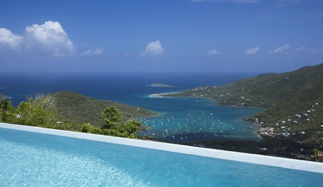 Palm Ridge Incredible views, privacy, pool, AC. Property borders National Park. in St.John