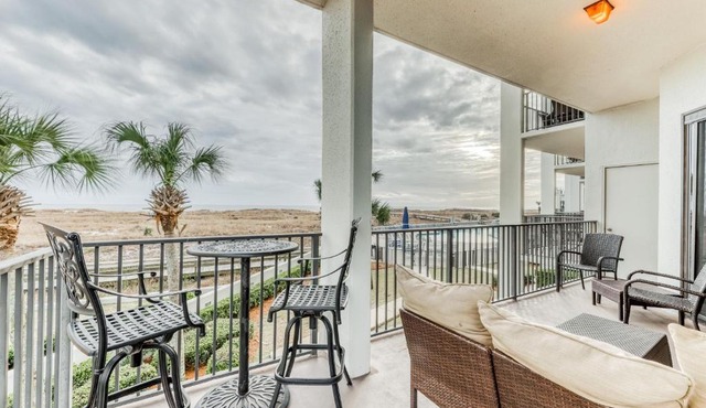 Phoenix VI Resort in Orange Beach