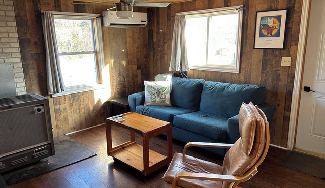 Private Cozy Acreage in nature (pets welcome) in Five Islands