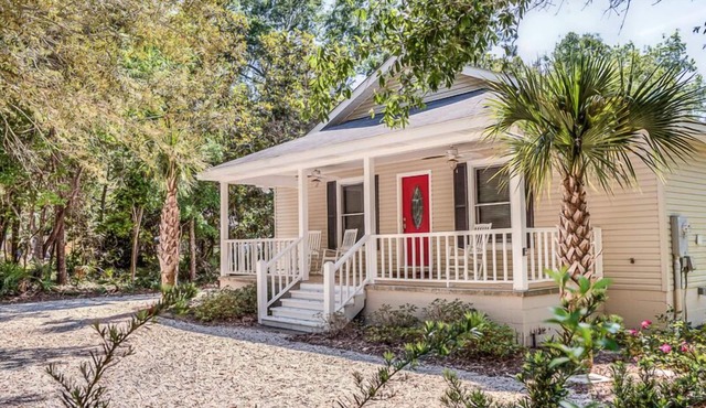 Quiet Neighborhood, 3 bedrooms, Equipped kitchen, Pet Friendly in Orange Beach