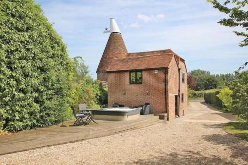 Ramsden Farm Oast in Bethersden