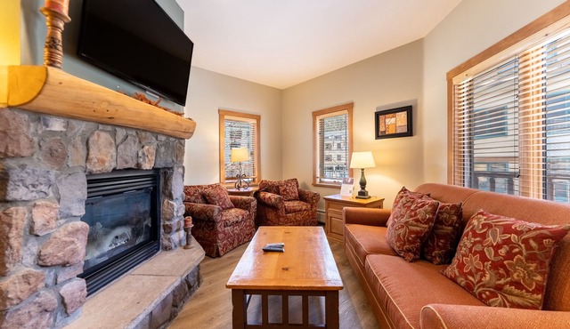 Spacious Condo in River Run and Walking Distance to Keystone Base Area! in Keystone