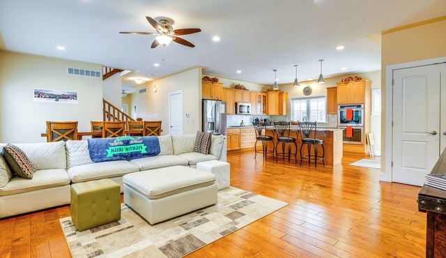Spacious South Bend Home - Walk to Notre Dame! in South Bend
